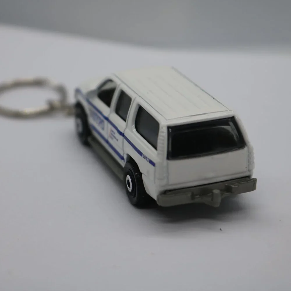 Matchbox 2000 Chevy Suburban NYPD custom keychain 1/64 scale